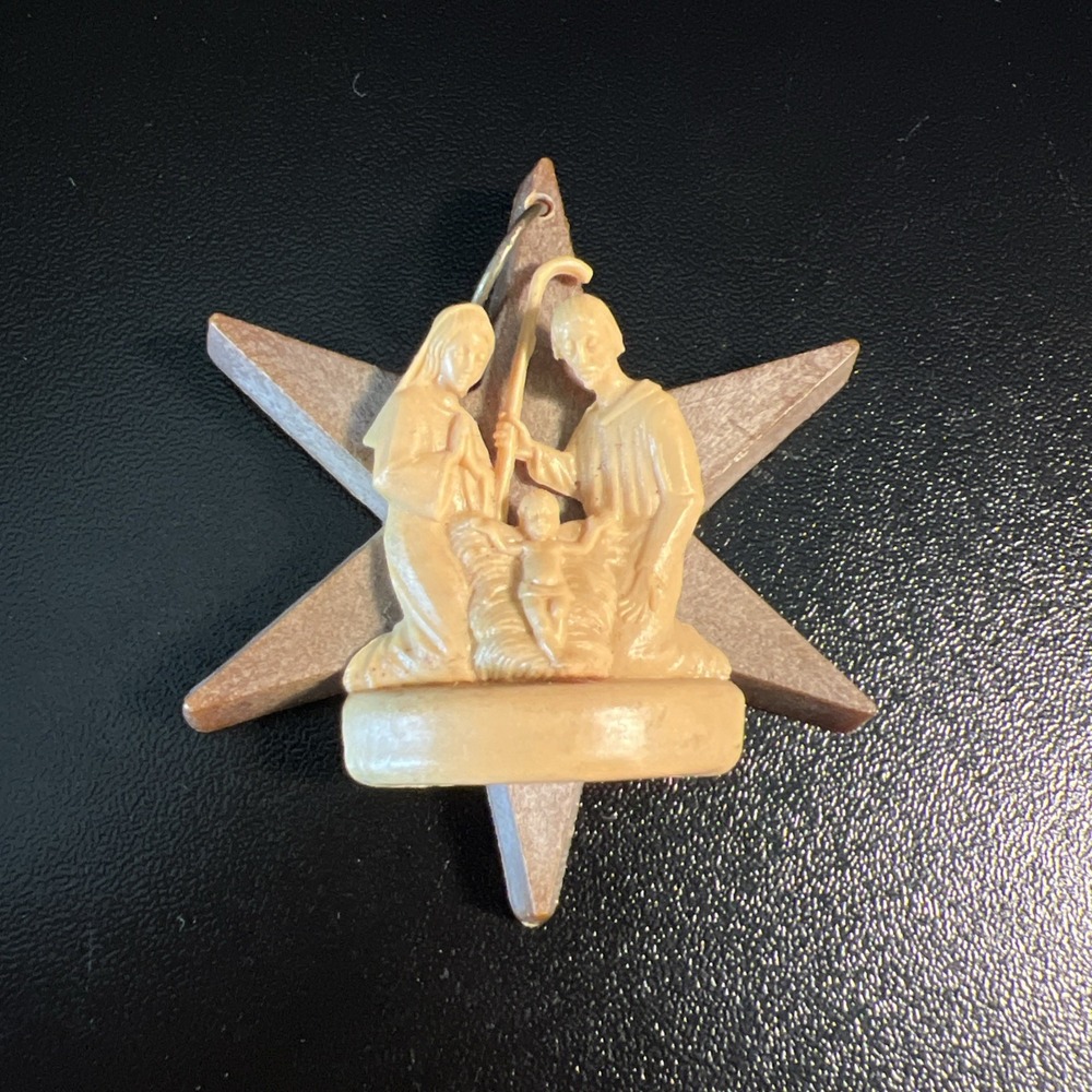Vintage Nativity Scene Plastic Ornament North Star Mary Joseph Jesus Italy EUC